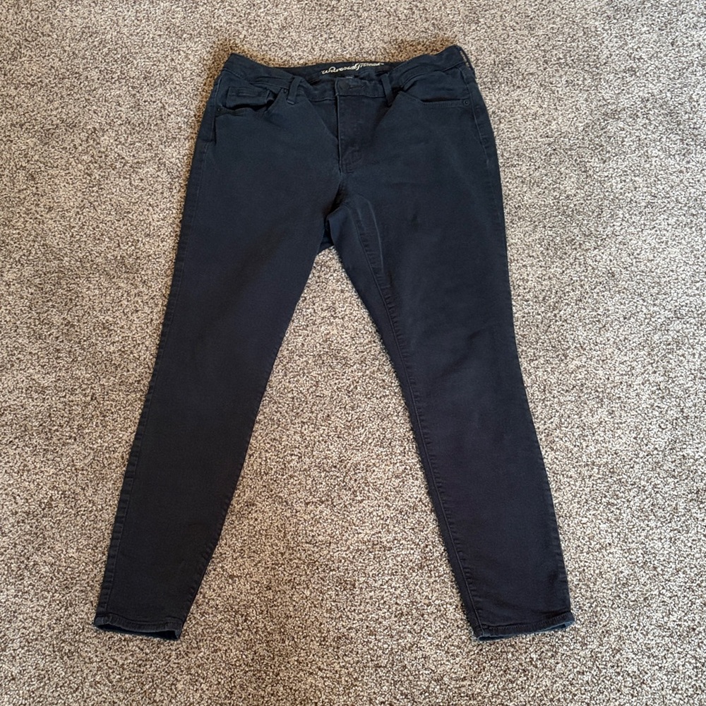 Universal Thread Black High-Rise Jeans